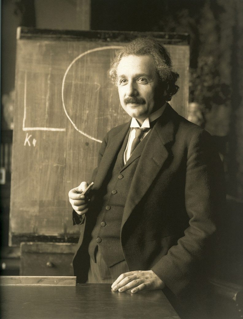 Helló Einstein – filmes esték 2020-ban is!
