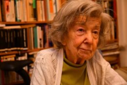 Földes Anna interjú-díj