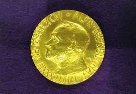 MARIA RESSA FÜLÖP-SZIGETEKI ÉS DMITRIJ MURATOV OROSZ ÚJSÁGÍRÓNAK ÍTÉLTÉK ODA AZ IDEI NOBEL-BÉKEDÍJAT
