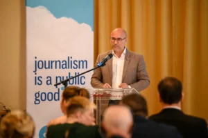 Erős üzenet a magyar kormánynak, több mint 295&nbsp;000 újságíró nevében – Interjú&nbsp;Ricardo Gutiérrezzel
