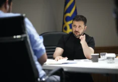 Zelenszkij elnök legelső interjúja a magyar sajtónak