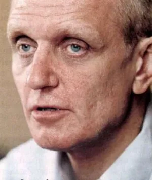 Meghalt György Péter esztéta, médiakutató