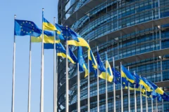 A Progress Alapítvány - Visszatérés Európába címen könyvbemutatót rendez