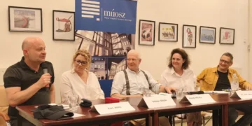 Nyílt lapokkal – beszélgetések a médiáról