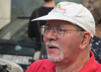 Elhunyt Gergely László