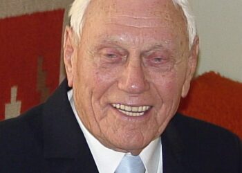 Elhunyt Bobál Gyula aranytollas újságíró