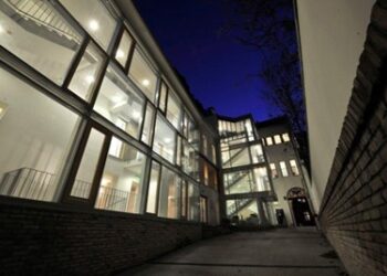 Covid-19: szűkített ügyfélfogadás a Sajtóházban