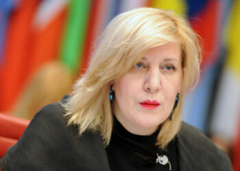 Európa Tanács: védelmezni kell az újságírókat az információkhoz való hozzáférés biztosítása érdekében