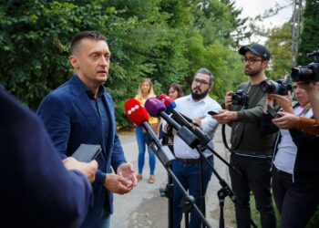 Lefejezték a kormánypárti sajtóbirodalom vezetését – jön a kampány