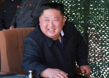 Észak-Koreában betiltották a nevetést