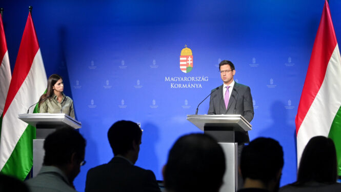 Sajtófórum a MÚOSZ-ban