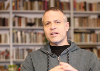 Egyszerre 13 kormányközeli újsággal szemben nyert pert Juhász Péter