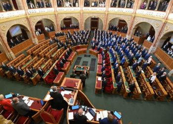 2022. május 26. csütörtök