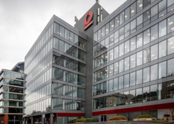 Kivonul a Vodafone, és lényegében állami kézbe kerül