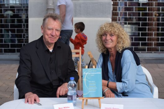 ERRŐL MÉG NEM BESZÉLTEM SENKINEK