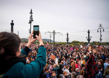 2022. október 8. szombat