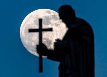 2022. október 16. vasárnap