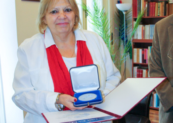 Átadták N. Vadász Zsuzsának az Európánkért díjat