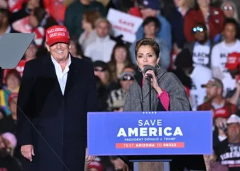 2022. november 8. kedd