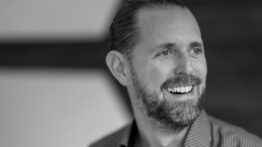 strongLáthatatlan energiamező – Móricz-Sabján Simon halálára/strong