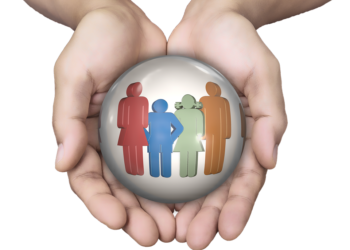 KÉZFOGÁS A BETEGGEL