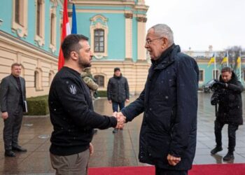 2023. február 2. csütörtök