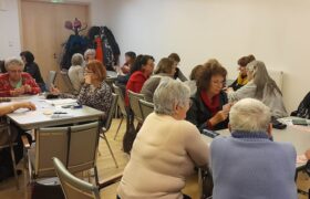 Továbbra is vár a bridzsklub