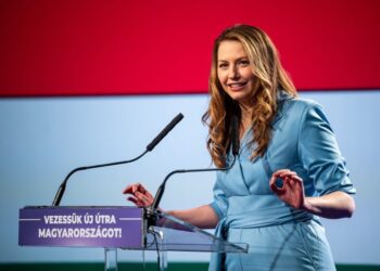 DONÁTH ANNA volt László Ágnes újságíró vendége