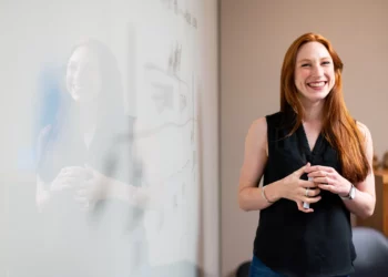 ELMARAD! Miért nem szép a „csak szép” beszéd és miért nem jó a „csak jó”?