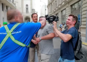 Újságírókra támadt egy biztonsági őr Orbán Viktor vejének épülő szállodájánál