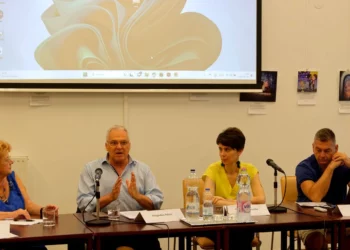 Munkaerőhelyzet, oktatás, vegánság