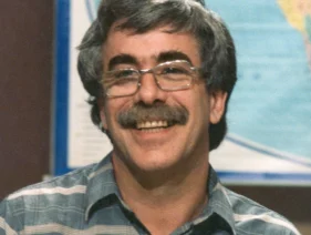 Emléktáblát avattak Déri János tiszteletére a Visegrádi utcában