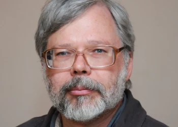 Milyen technikák segíthetik a közlemények hitelességének megítélését?