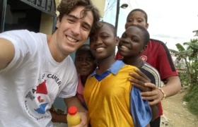 Hivatásom, hogy segítsek – Interjú egy afrikai misszióról nemrég hazatért fiatal orvossal