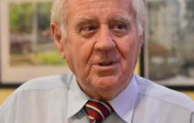 Meghalt Kopka János