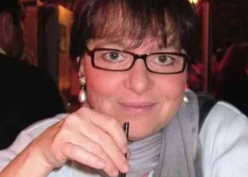 Elhunyt dr. Révész (Várkonyi) Anna