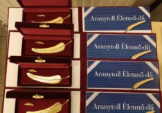 Aranytoll Életmű-díj 2025 – december 1-jétől másfél hónapon át várjuk a jelöléseket