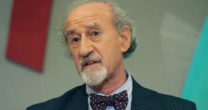 Romokban a sajtószabadság –  Berend T. Iván írása a Népszavában