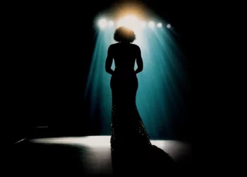 Dívák & Ikonok – kiállítás a Magyar Zene Házában