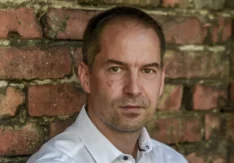 Információs manipuláció – időskorúak veszélyeztetettsége