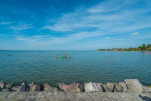 Nyaraljunk a Balatonnál!