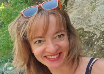 Új színházkritikai weboldalt hozott létre Kozár Alexandra