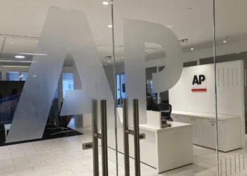 Jogellenes volt az AP hírügynökség kitiltása a Fehér Házból