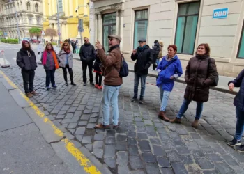 Újságok és újságírók Budapesten – sajtótörténeti városi séta a MÚOSZ szervezésében