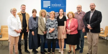 A MÚOSZ vezetői (balról jobbra): Gönczi Mária, Dévényi István, Gyürke Kata, László Ágnes, Kocsi Ilona, Ónody-Molnár Dóra, Elek Lenke, Lukács Csaba, György Zsombor. Hiányzik a képről: Danó Anna és Szarka Klára. Fotó: Gordon Eszter