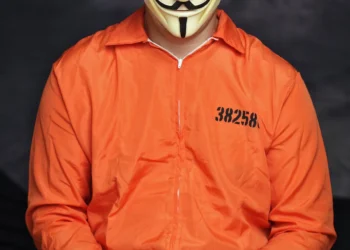 Elfogták a férfit, aki a túlterheléses támadásokkal bénított le több ellenzéki hírportált