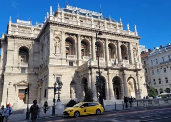 Megcsodáltuk az Operaház pompáját