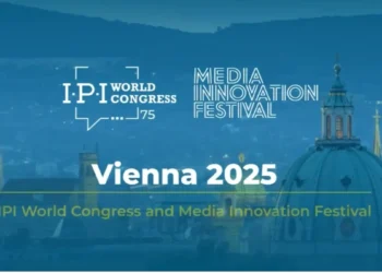 A magyarországi független sajtó kapta a 2025-ös IPI–IMS Szabad Média Úttörő Díjat