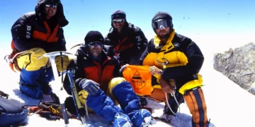 VörösLászló archívumából// 2003 a Gasherbrum II csúcsán