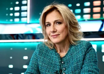 Fókuszban a műsorvezetés és a szociális érzékenység – Barabás Évivel beszélgetünk a PRaliné Klubban